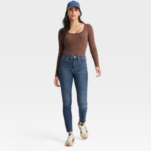 Universal Thread High Rise Skinny Jeans 4 Dark Wash Womens